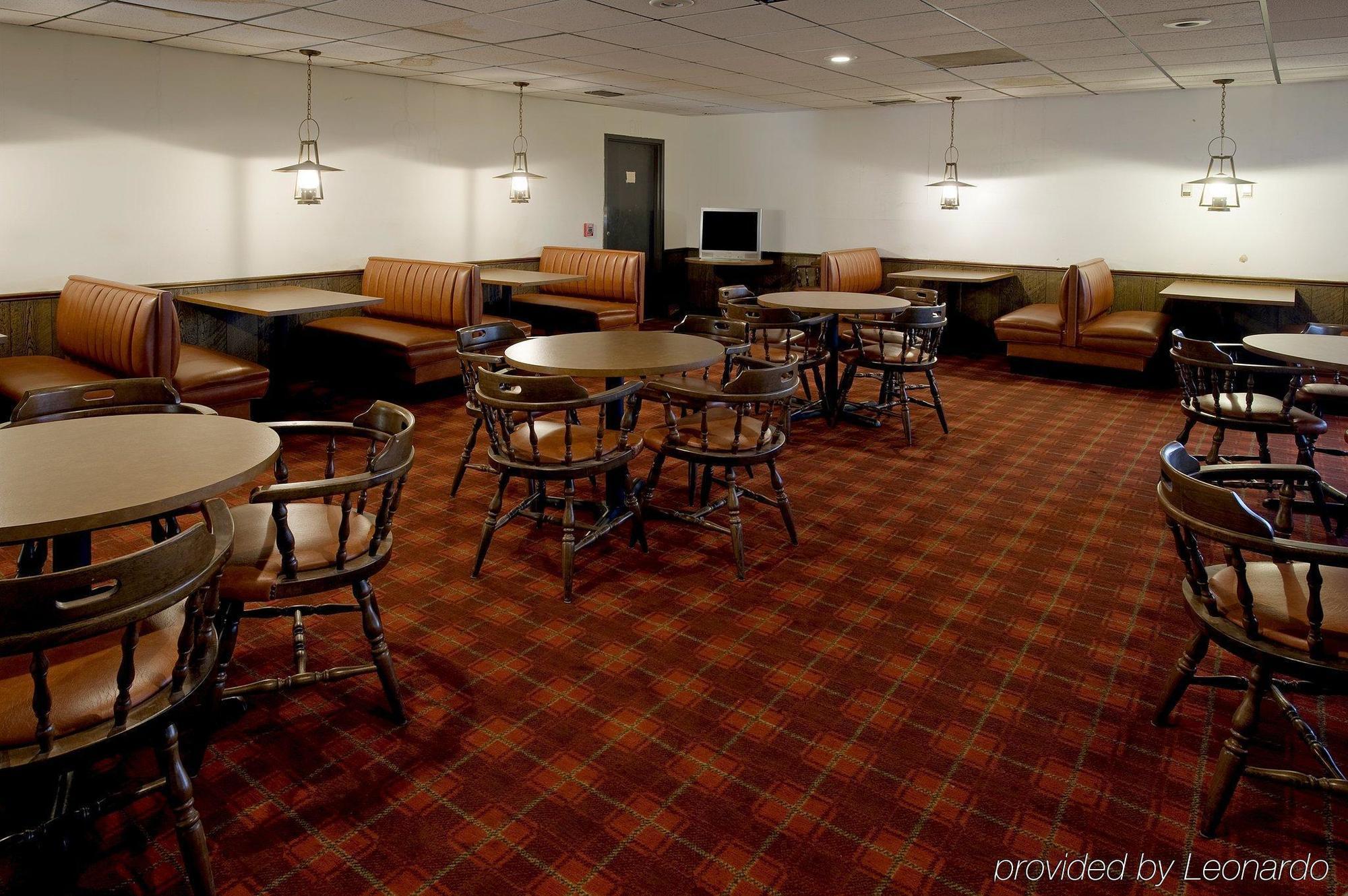 Americas Best Value Inn Bowie Restaurant photo