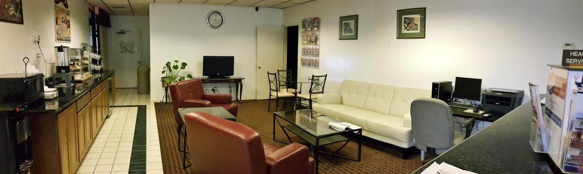 Americas Best Value Inn Bowie Exterior photo